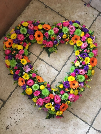 Open Loose Heart - ****Please allow 3-4 days to create this design****

 

15 inch from £95.00

18 inch from £120.00

 

 

Designs containing mainly Roses will start at £20 higher than the above starting prices. Please Enquire the shop directly for this

 

Colours can be requested in the special instructions

 

Designs shown are examples only - actual flower content may vary depending on availability at time of ordering.

 

Larger sizes may be available please enquire for further details.